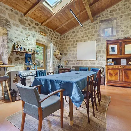 Ferienhaus Granit - Hameau Ardechois Gluiras