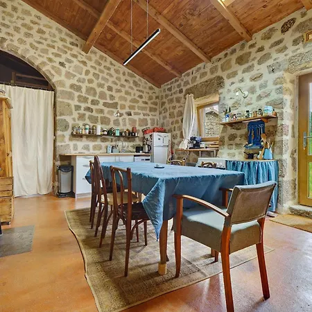 Séjour à la campagne Granit - Hameau Ardéchois